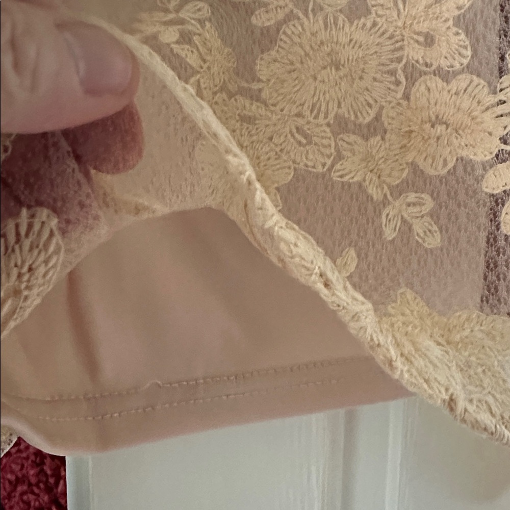 Peach Couture Lace Blouse • LIKE NEW - Picture 4 of 6